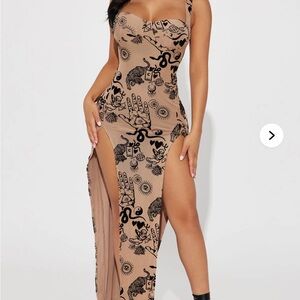 Fashion Nova Women’s Tan Black Maxi Bodycon Dress Side Slit Bold Edgy Small